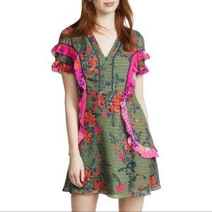 Tanya Taylor  Rhett  mini v-neck short sleeve Dress excellent condition